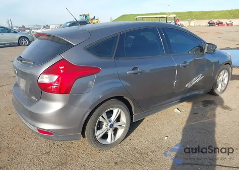 2014 Ford Focus Se z USA, uszkodzony, nr VIN 1FADP3K26EL432519